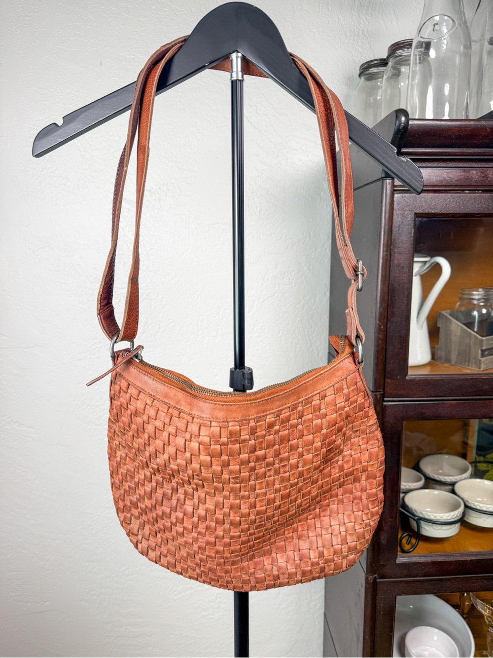 Vilenca Holland Woven Leather Hobo Shoulder Bag Cognac Brown Boho